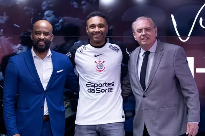 Corinthians anuncia Vitinho com contrato até dezembro de 2026 - Imagem do artigo original