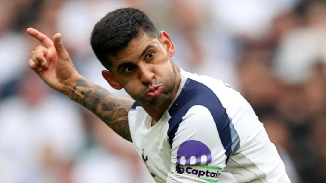 Cristian Romero renova contrato com o Tottenham até 2029 - Imagem do artigo original