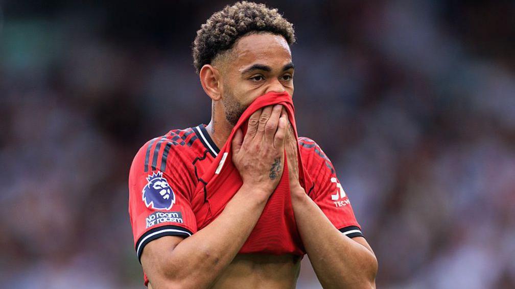Ataque de £200 milhões do Manchester United ainda não engrena na Premier League - Imagem do artigo original