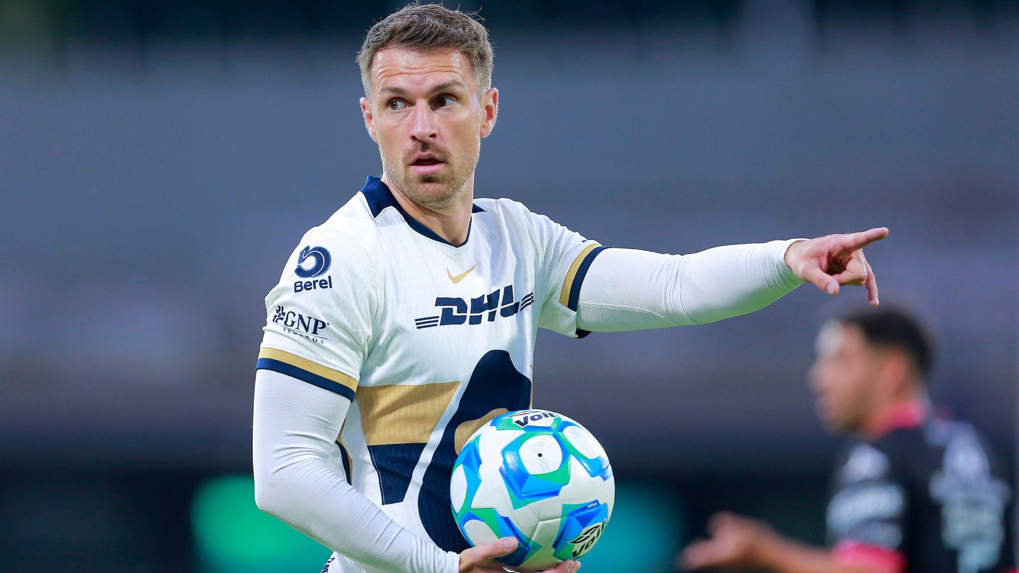 Aaron Ramsey estreia pelo Pumas UNAM quase dois meses após contratação - Imagem do artigo original