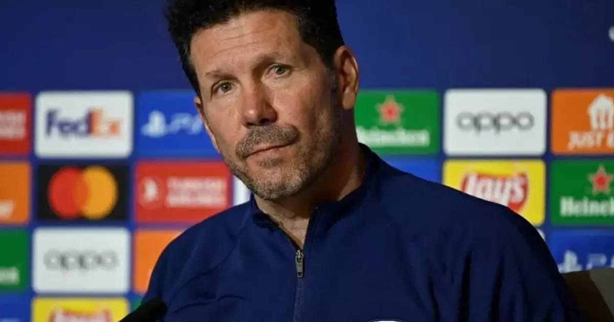Filho de Diego Simeone anuncia aposentadoria do futebol aos 27 anos - Imagem do artigo