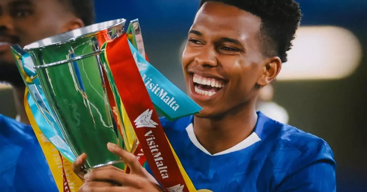 Imprensa europeia exalta estreia de Estêvão, de 18 anos, com gol pelo Chelsea - Imagem do artigo
