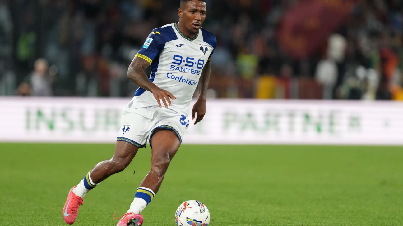 Wolves contrata Jackson Tchatchoua, atleta mais veloz da Serie A, e Premier League se aproxima de recorde de gastos - Imagem do artigo