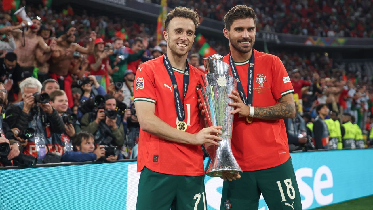 Camisa 21 de Diogo Jota passa a ser de Rúben Neves na seleção de Portugal - Imagem do artigo
