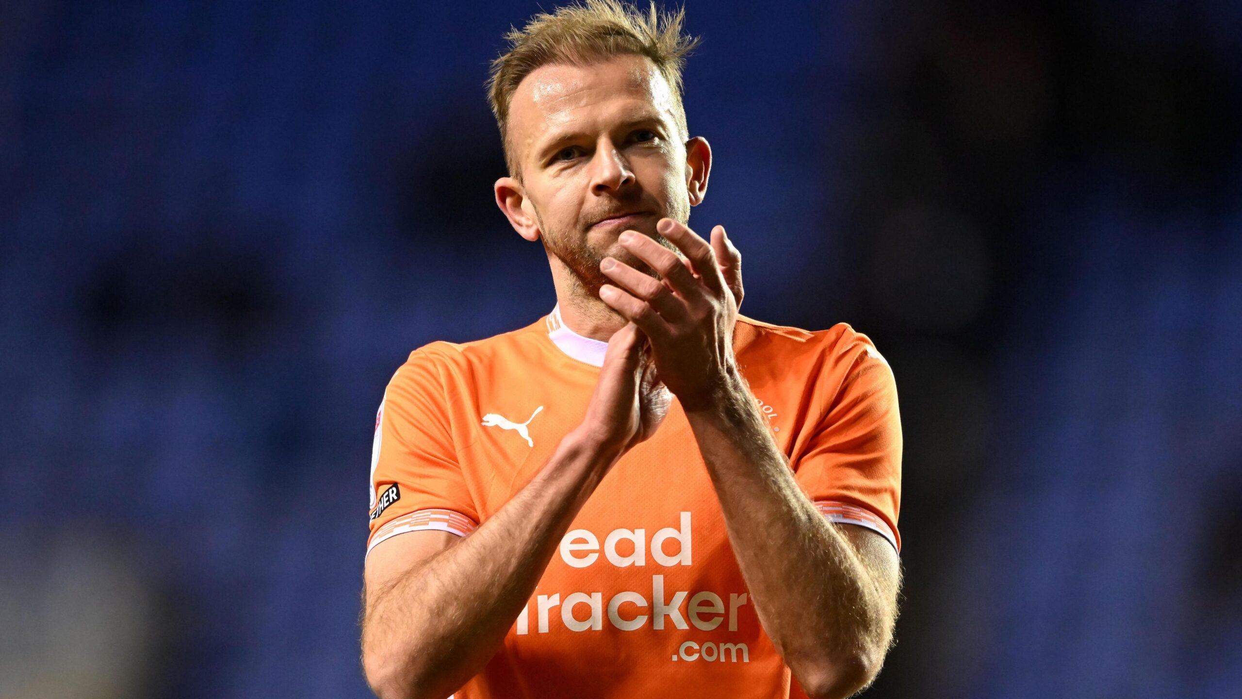 Artilheiro Jordan Rhodes anuncia aposentadoria aos 35 anos e assume cargo no Blackburn Rovers - Imagem do artigo original