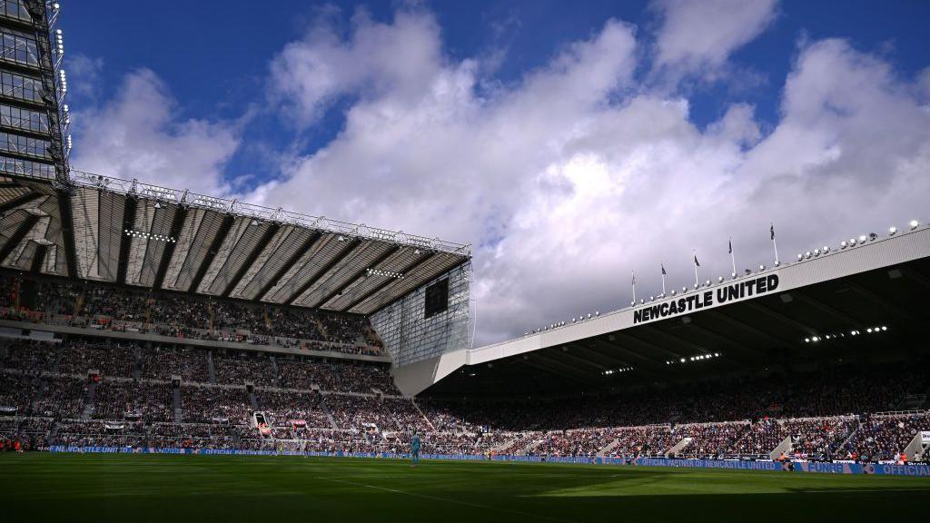 Newcastle segura empate sem gols em Bournemouth, mas ataque volta a decepcionar - Imagem do artigo original