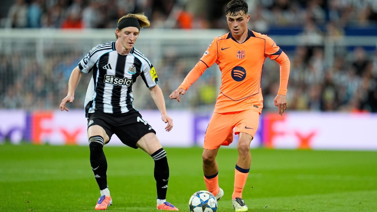 Scholes e Grealish exaltam Pedri após triunfo do Barcelona na estreia da Champions - Imagem do artigo