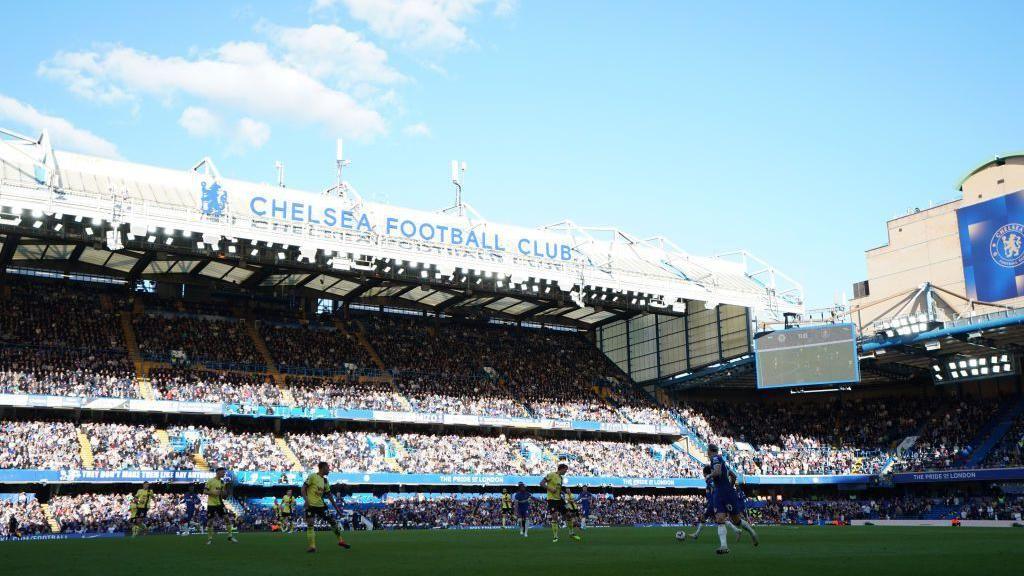 Reggie Walsh, de 17 anos, torna-se o mais jovem do Chelsea na Champions e simboliza projeto de base do clube - Imagem do artigo original