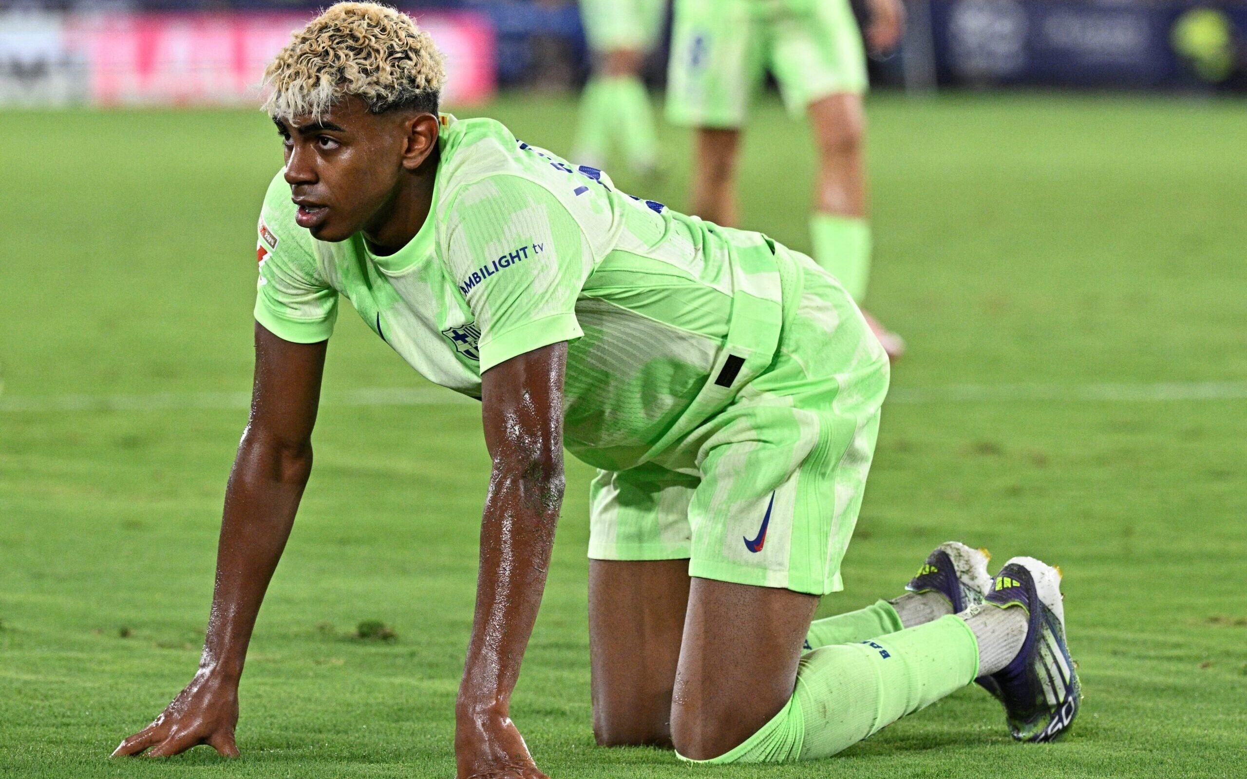 Lesões afetam Yamal, desempenho cai e Barcelona vê problema no elenco - Imagem do artigo original