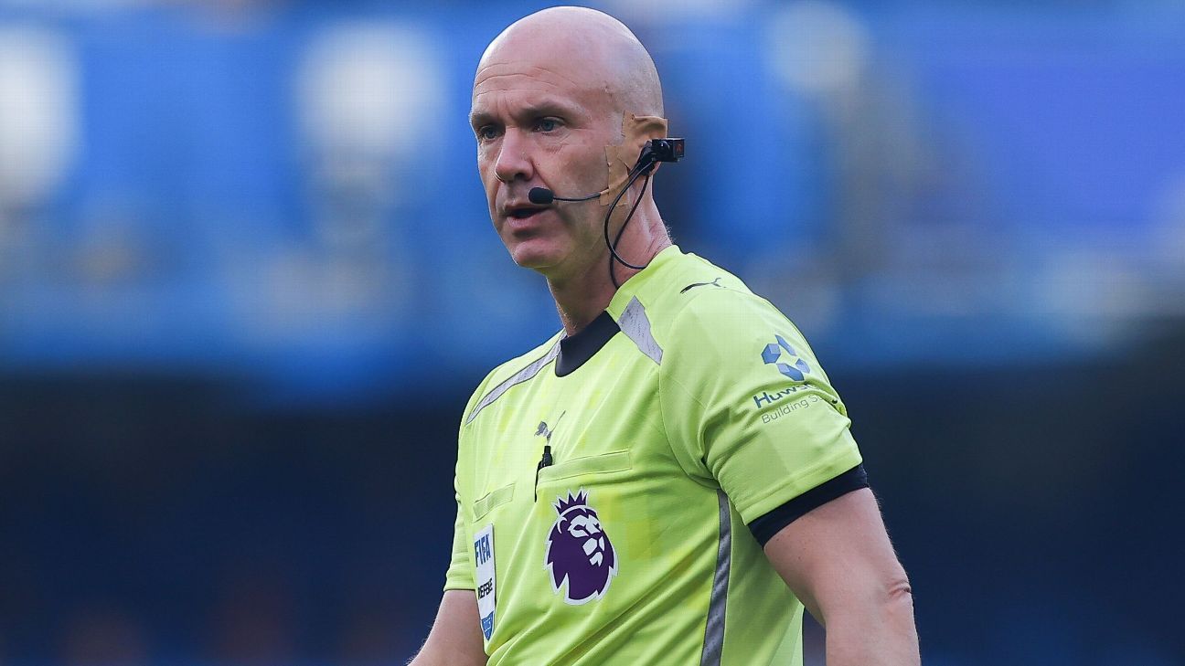 Árbitro Anthony Taylor revela ter cogitado abandonar a arbitragem por causa de abusos - Imagem do artigo