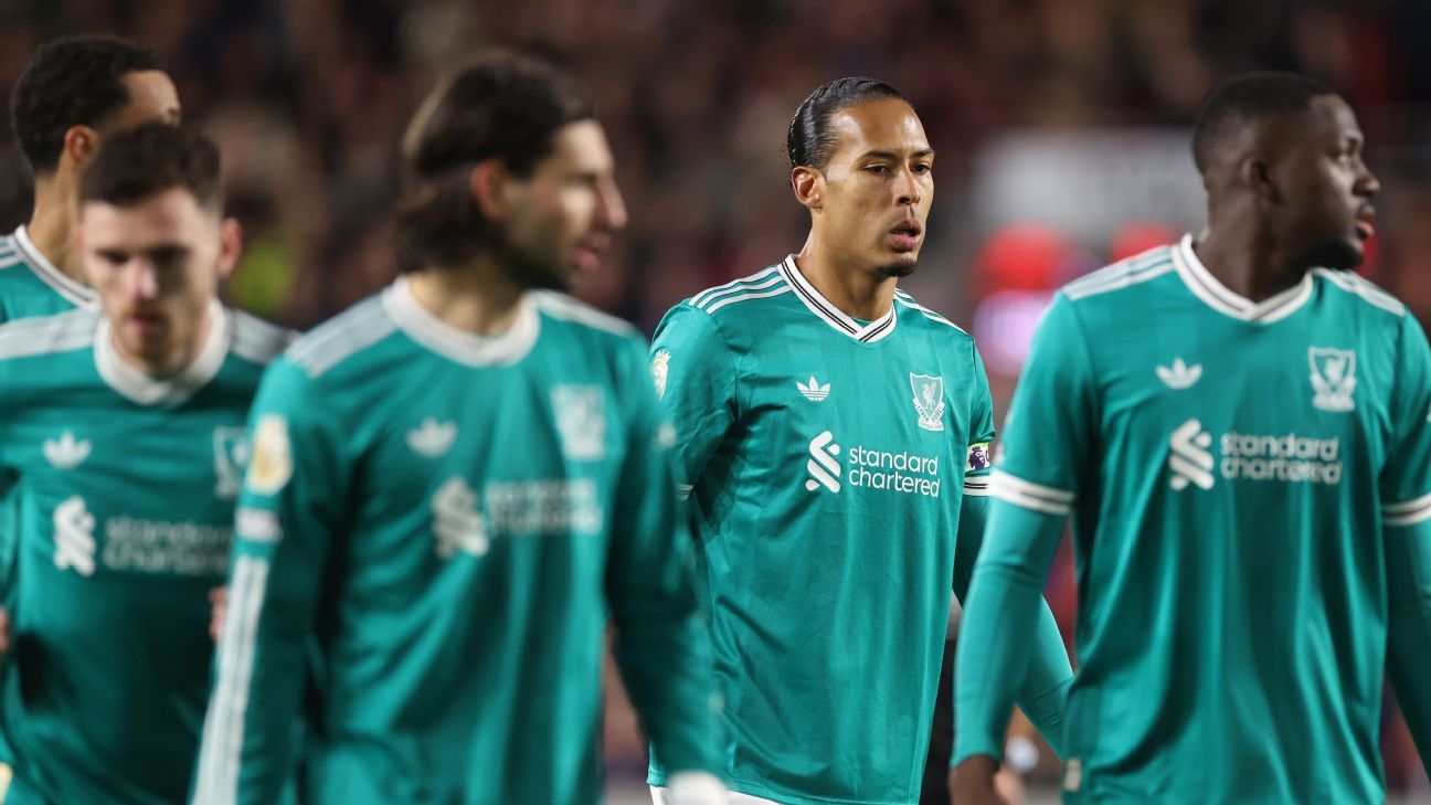 Jamie Carragher diz que Liverpool vive “modo de crise” após quarta derrota seguida - Imagem do artigo