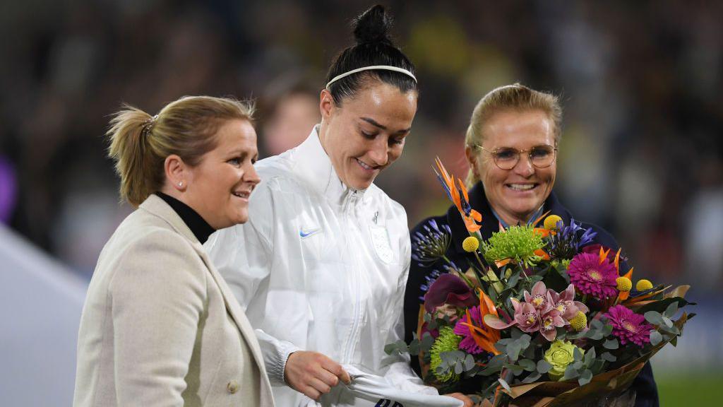 Ex-dirigentes da FA voltam a trabalhar juntas para expandir o Bay Collective no futebol feminino - Imagem do artigo original