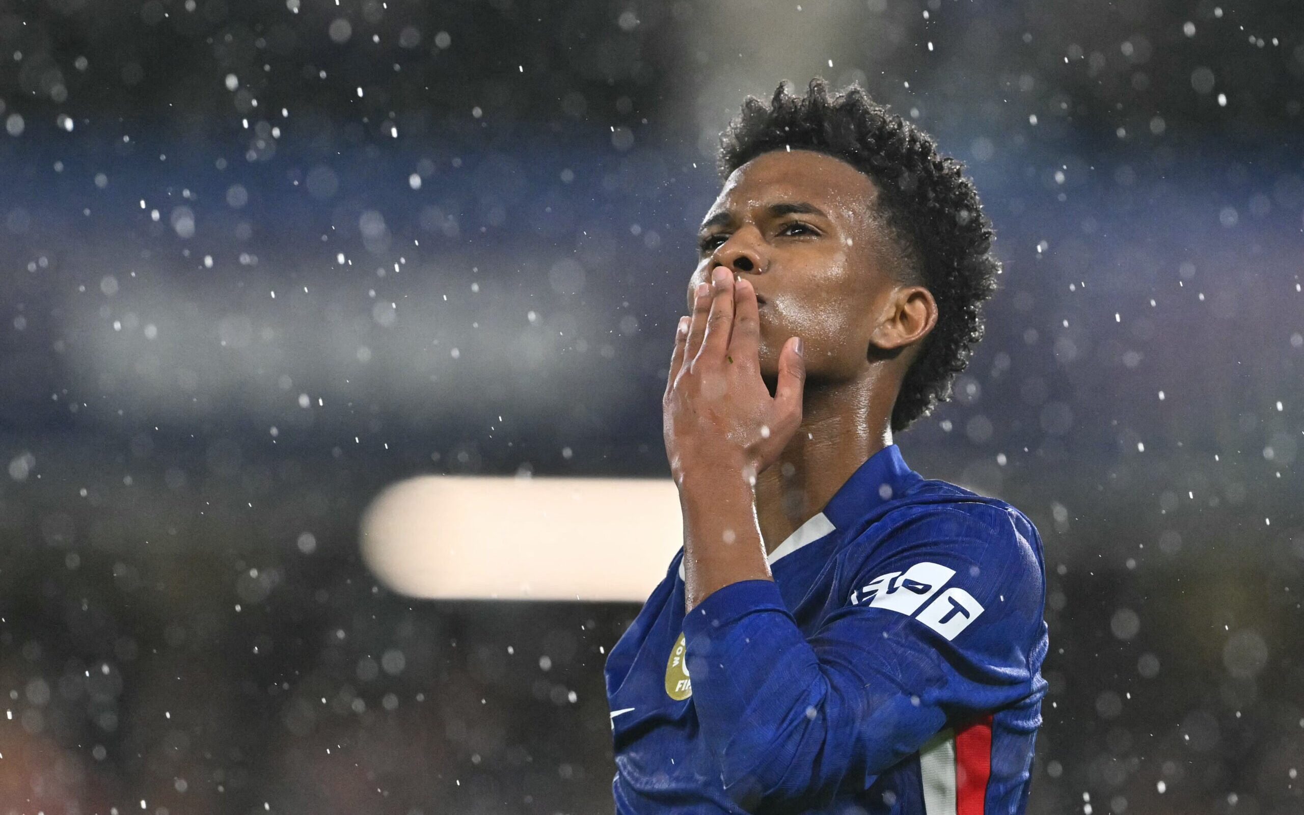 Artilheiro da Seleção, por que Estêvão ainda não é titular no Chelsea? - Imagem do artigo original