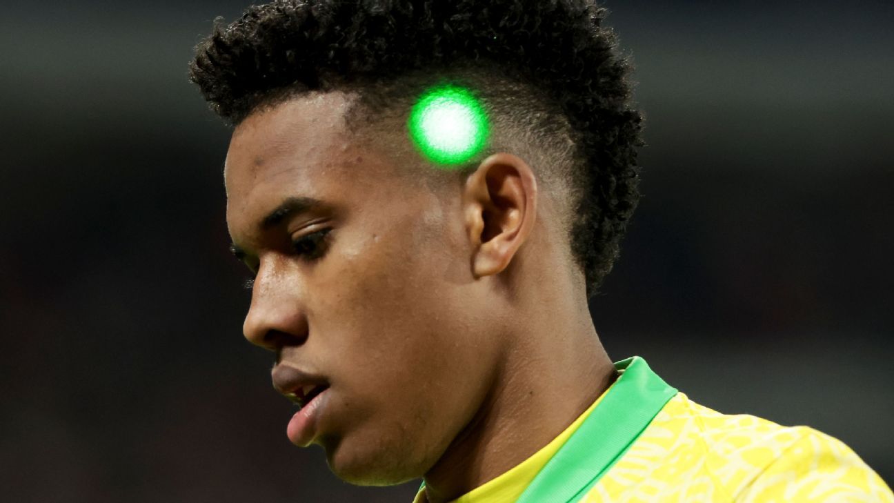 Estêvão revela ordem de Ancelotti para Paquetá bater segundo pênalti em empate do Brasil com a Tunísia - Imagem do artigo