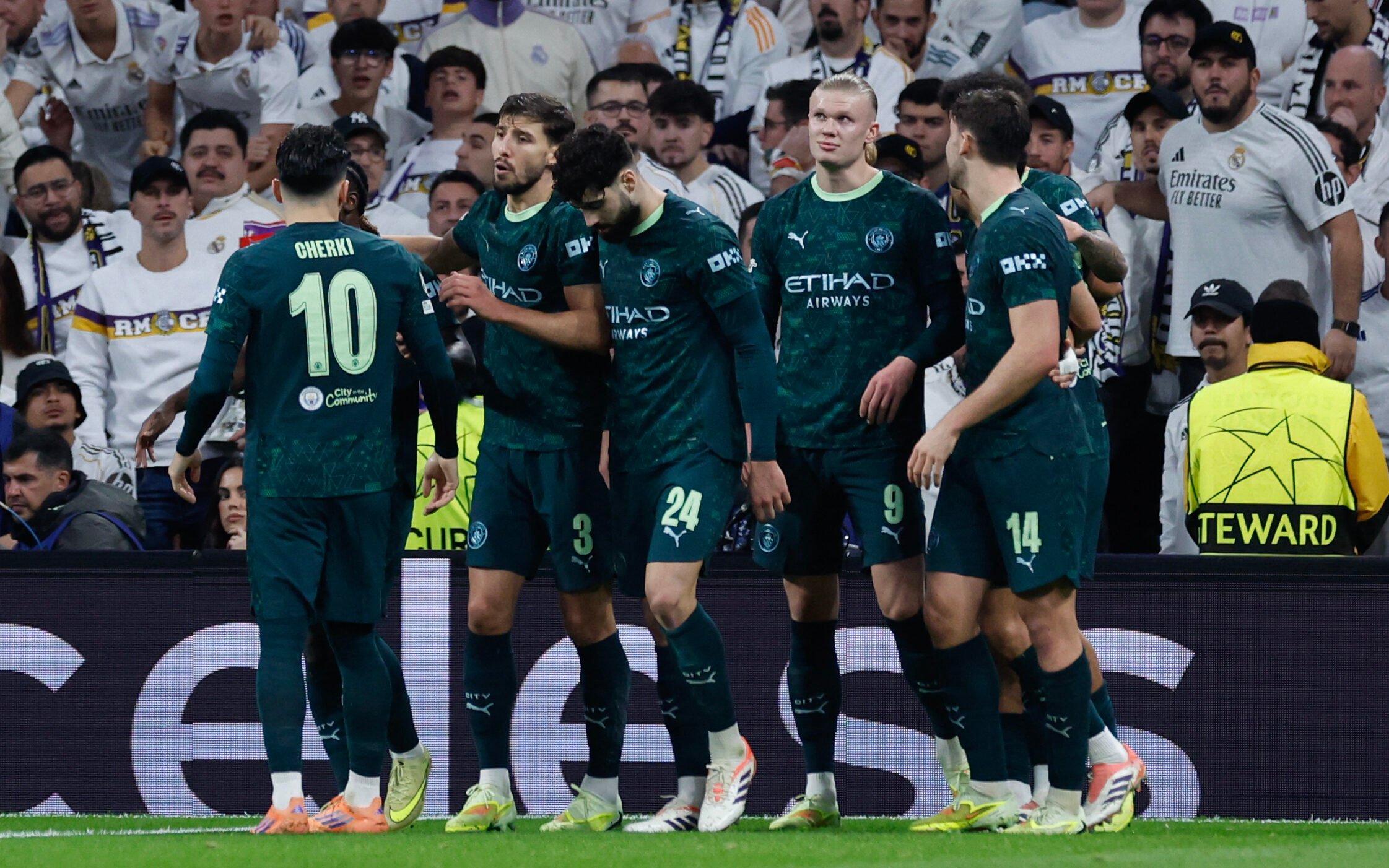 Rodrygo volta a marcar, mas Real Madrid cai diante do Manchester City na Champions - Imagem do artigo original