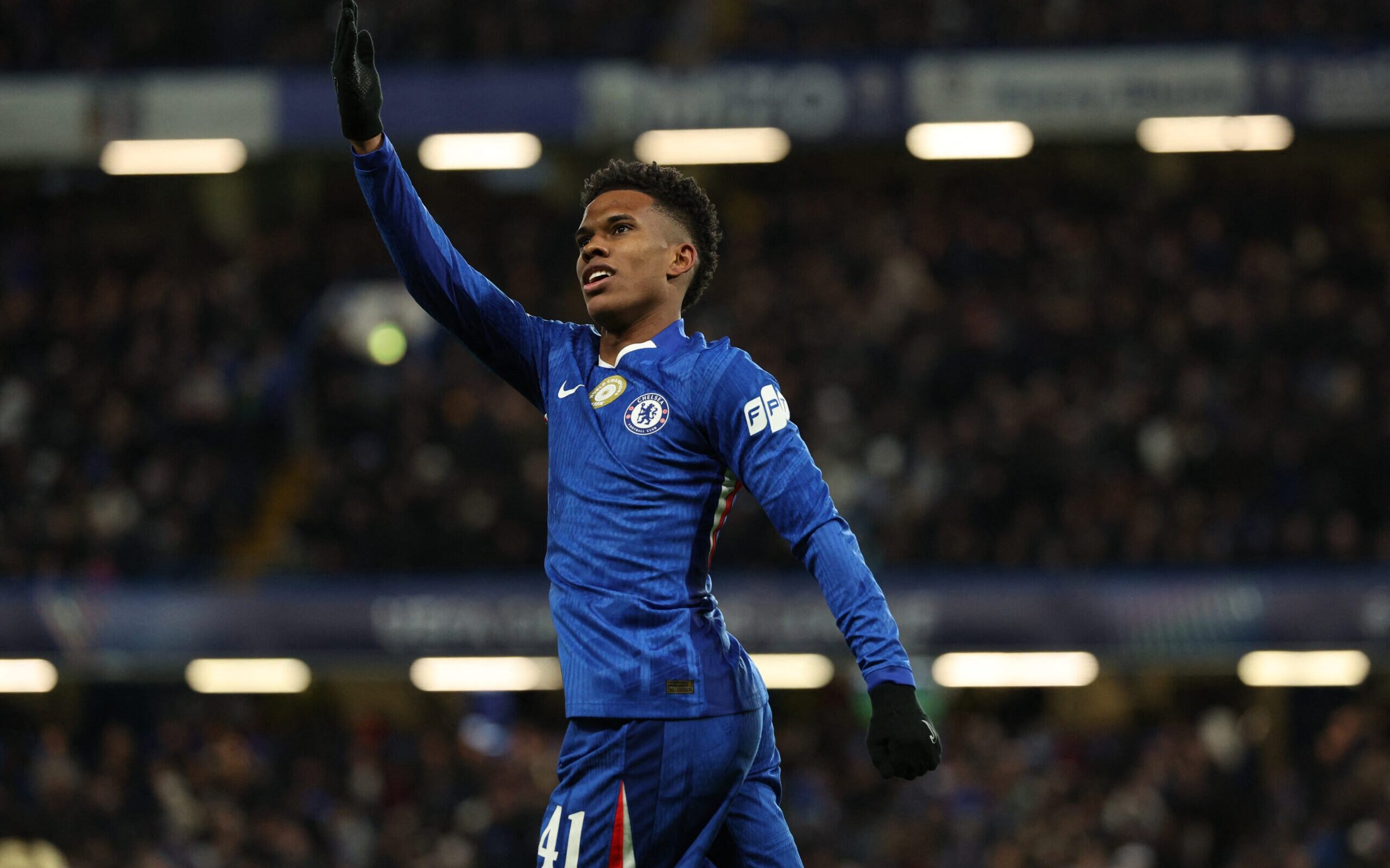 Técnico do Chelsea diz ver Estêvão entre os melhores do mundo no futuro - Imagem do artigo original